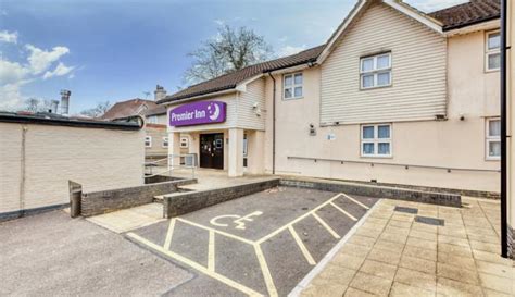 cheap hotels in bracknell